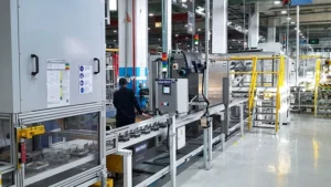 Flussi di materiali che collegano le macchine